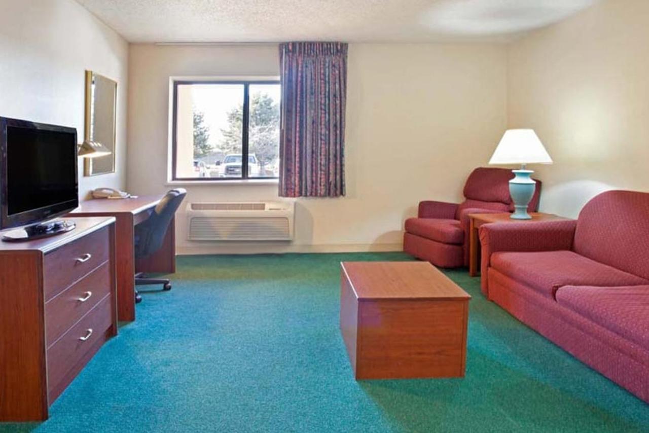Norwood Inn & Suites Indianapolis East Post Drive Luaran gambar