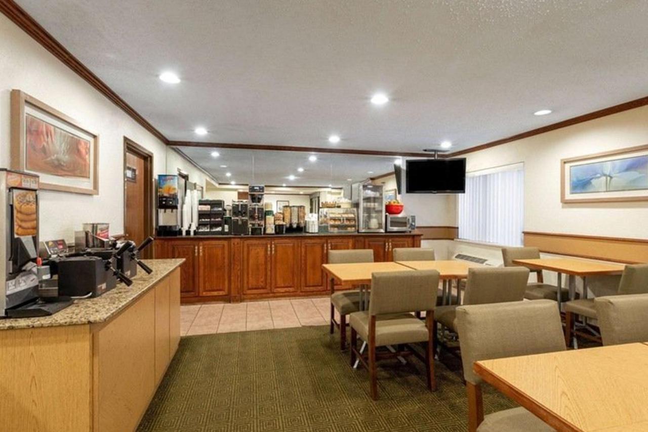 Norwood Inn & Suites Indianapolis East Post Drive Luaran gambar