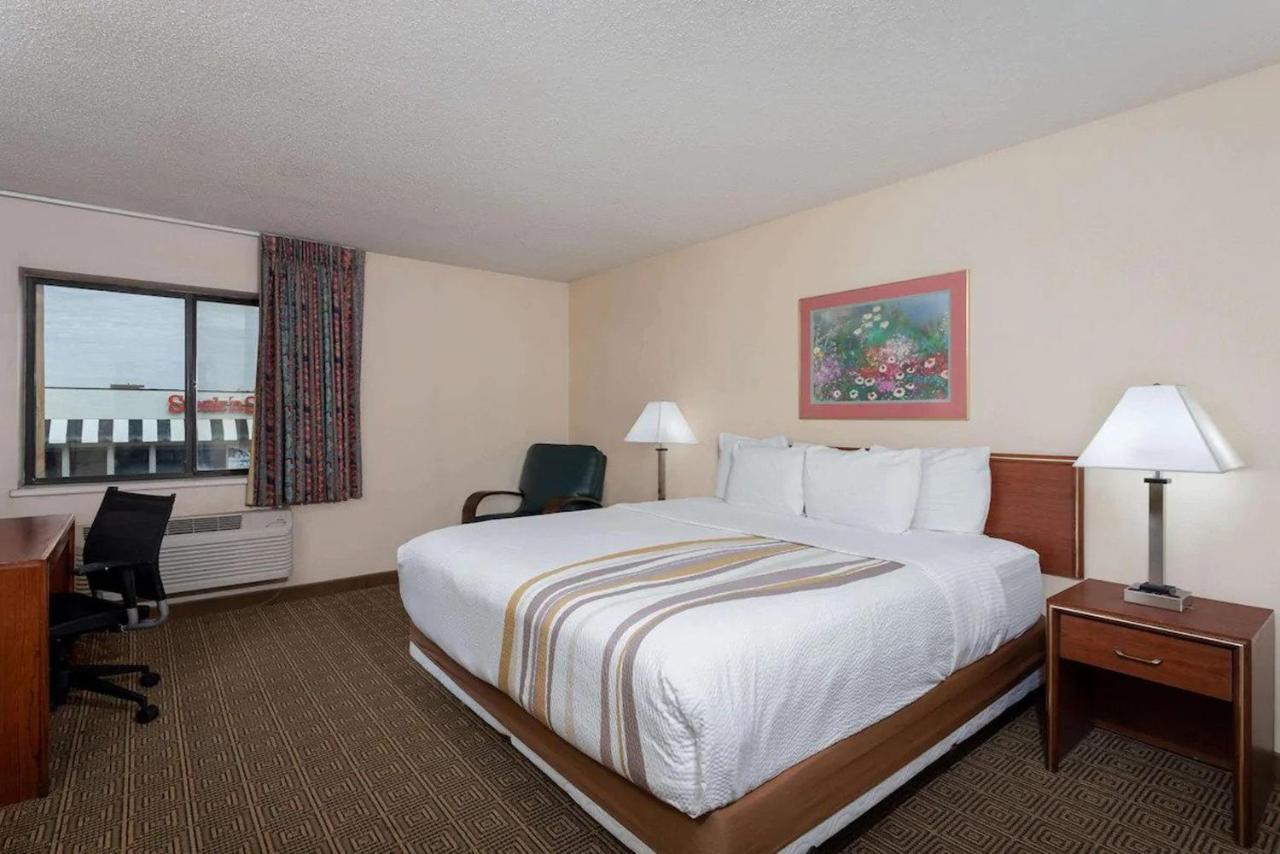 Norwood Inn & Suites Indianapolis East Post Drive Luaran gambar
