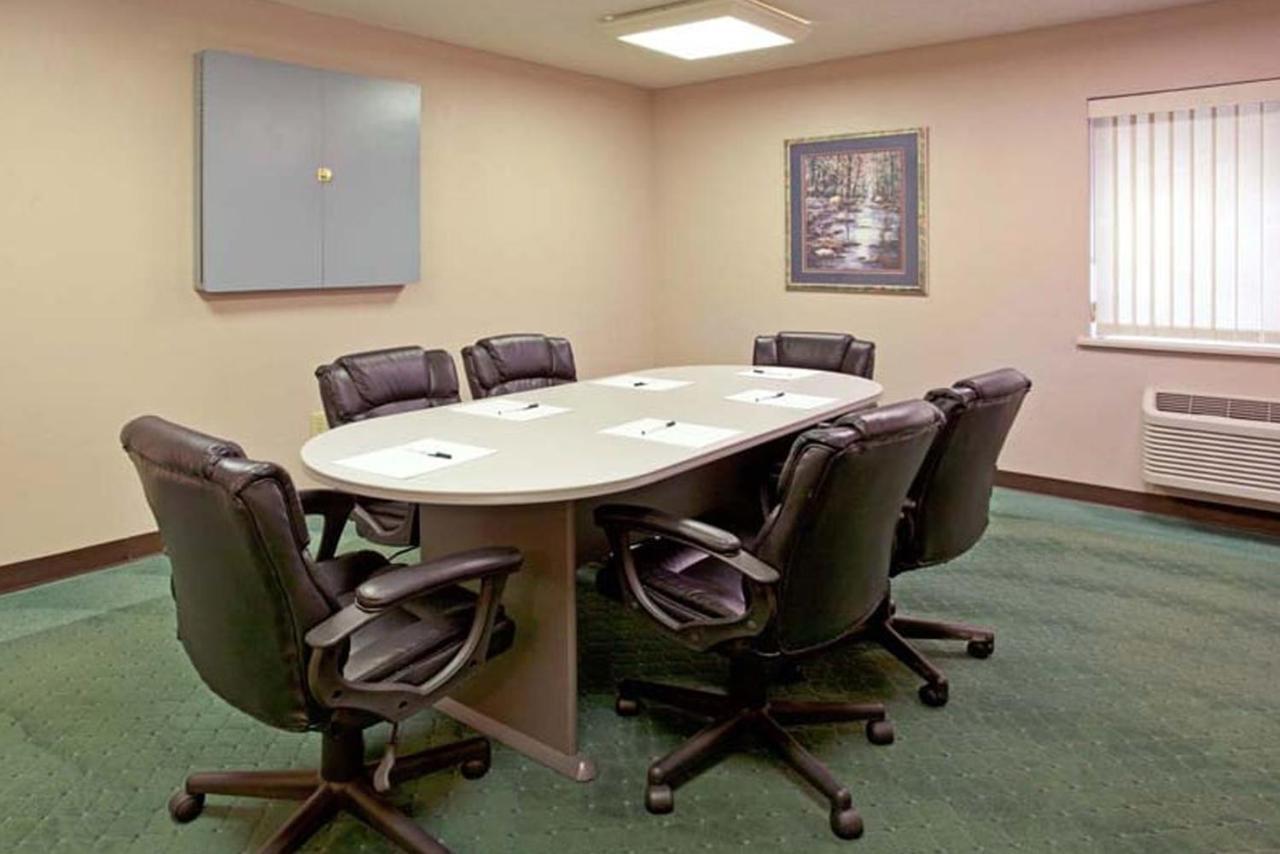 Norwood Inn & Suites Indianapolis East Post Drive Luaran gambar