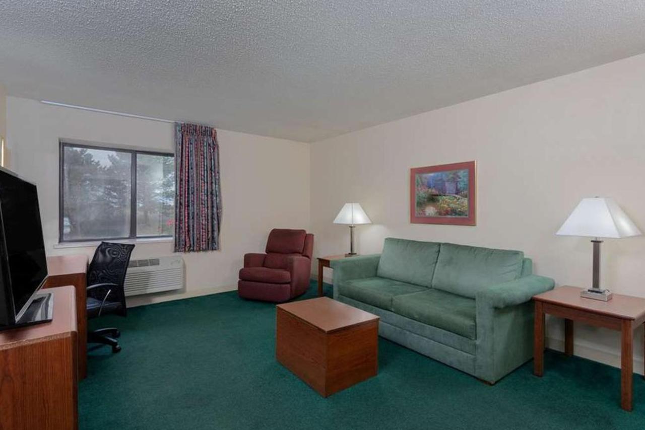 Norwood Inn & Suites Indianapolis East Post Drive Luaran gambar