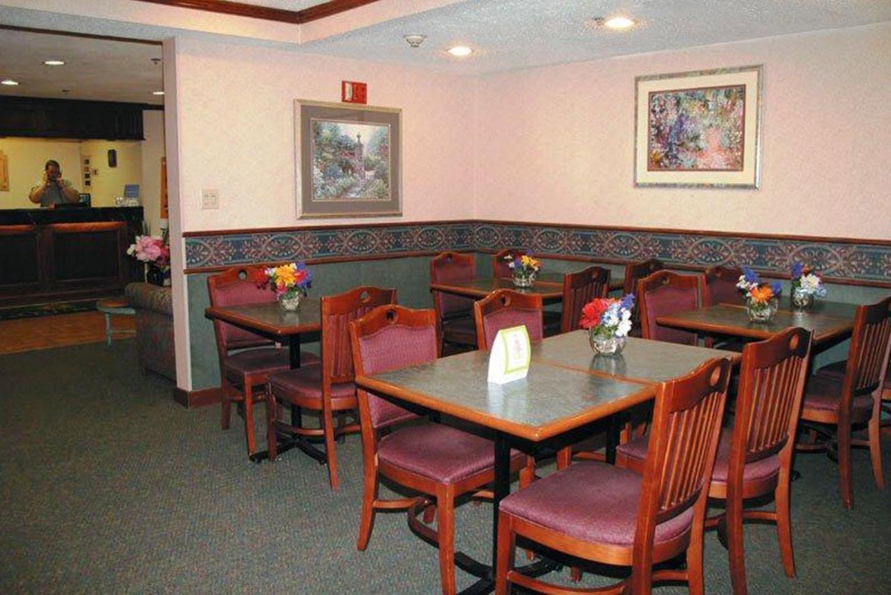 Norwood Inn & Suites Indianapolis East Post Drive Luaran gambar