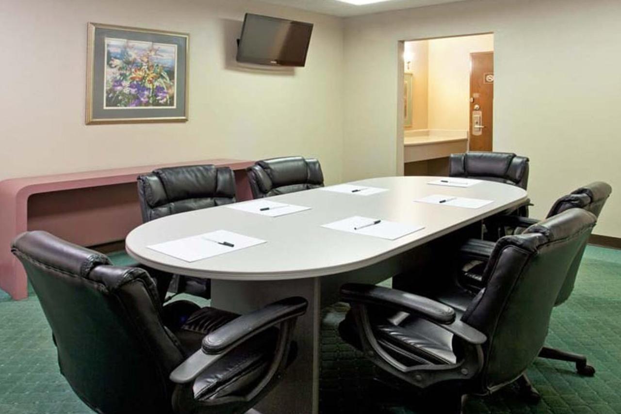 Norwood Inn & Suites Indianapolis East Post Drive Luaran gambar